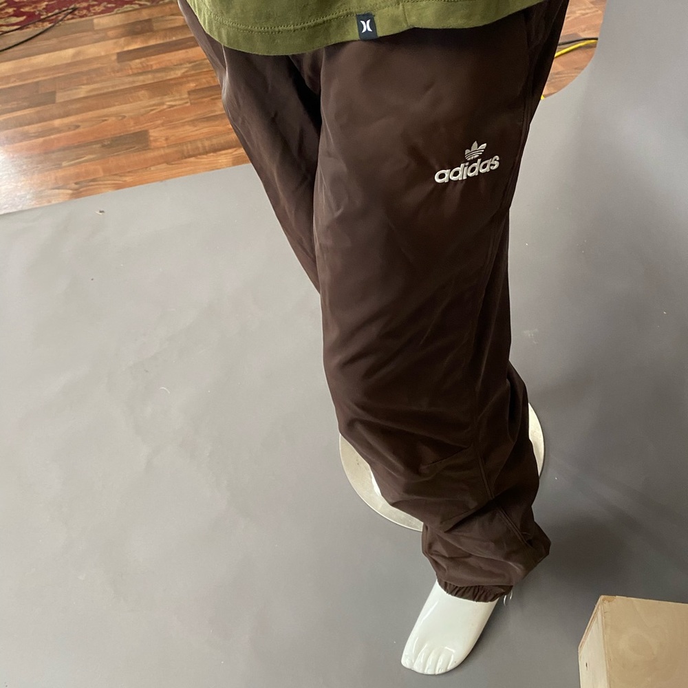 Men’s Adidas Joggers (Large)